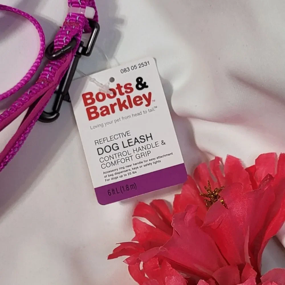 Boots & Barkley Pink NWT Reflective Comfort Dog Leash & Control Handle 6ft XS/S